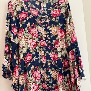 Jodifl Women’s Floral Navy and Pink Floral Blouse Size L